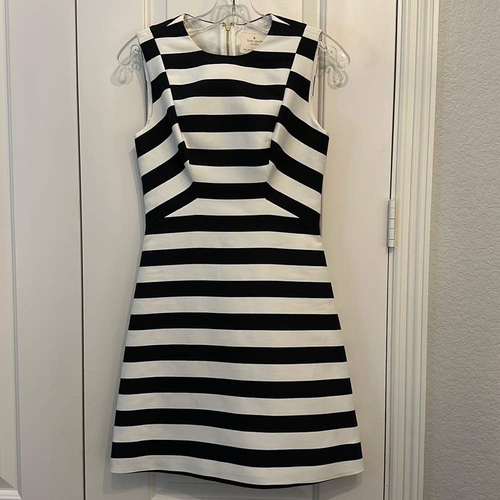 Kate Spade. Black & White Stripe A-Line Dress. Size 00.